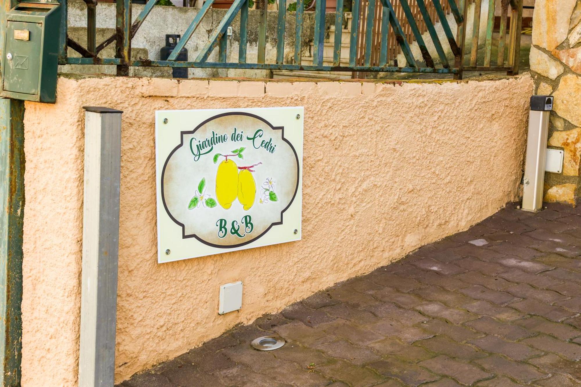 B&B Giardino Dei Cedri Trabia Exterior foto
